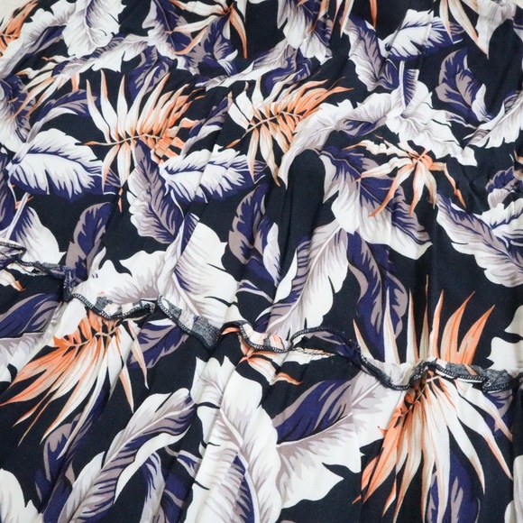 Fashion Nova Floral Flowy Maxi Dress - Picture 7 of 10